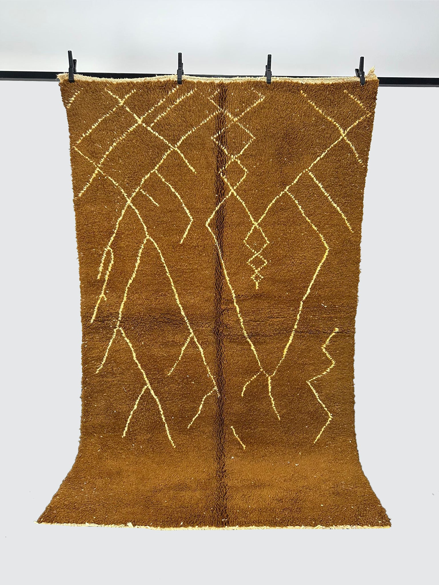 Tapis Boujad intérieur en laine à poils longs marron losanges jaune